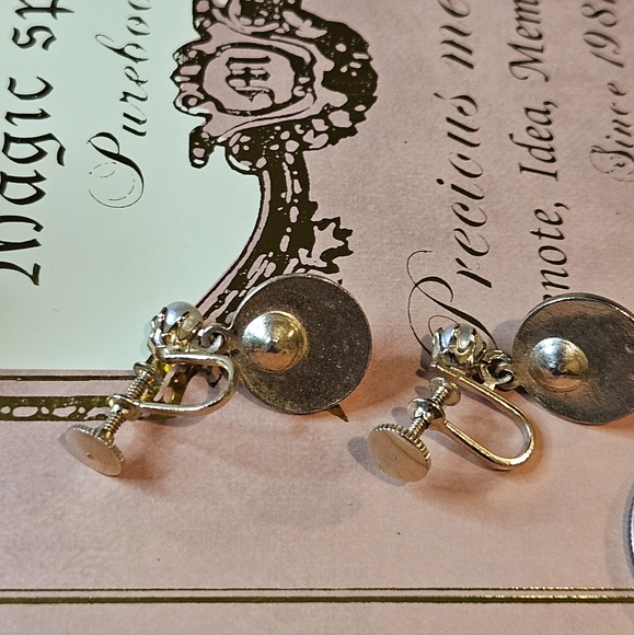 Vintage Lapis Stone with pearl Screwback Earrings - Picture 5 of 5